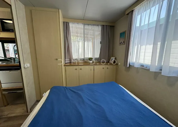 Azure Mobilhaz Privlaka (Zadar)